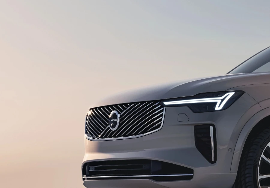 Volvo - XC90