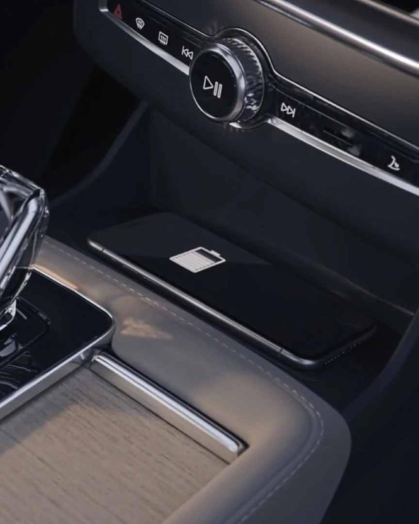 Volvo - XC90